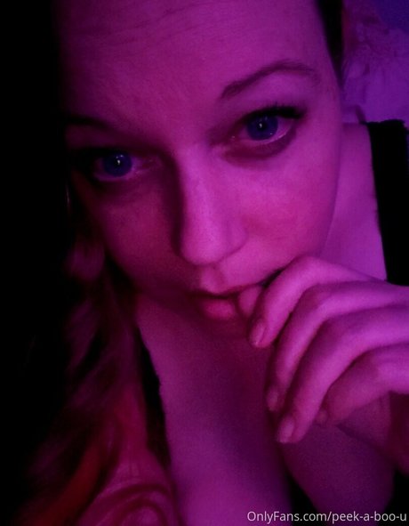 peek a boo u pornographic model photos