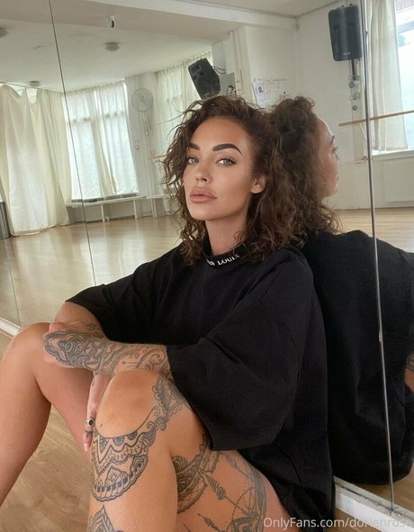 black shemale onlyfans best photo