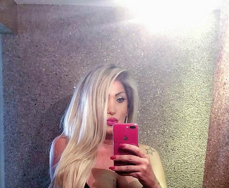 Leticiagriffol art pornstar image