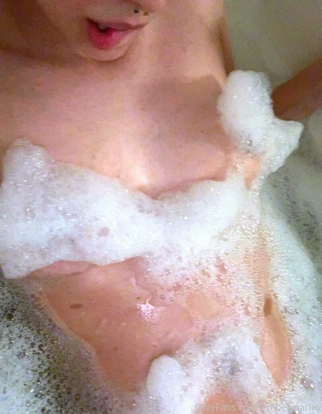 embermarley pornstar exclusive image