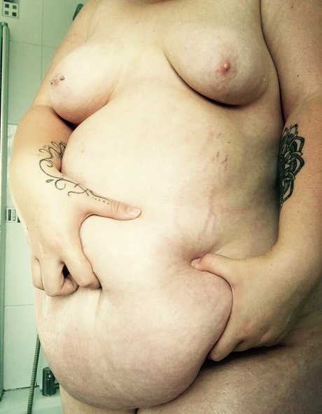 chubbycupcake model erotic picture