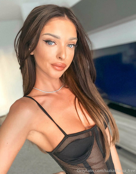 blonde trans onlyfans hot nude picture