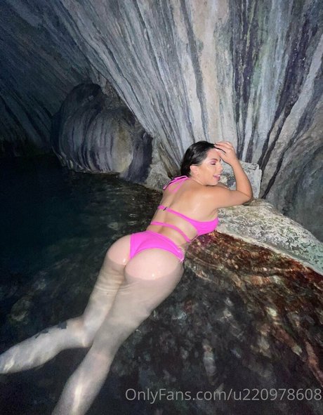 lizbethoficial model exclusive photo