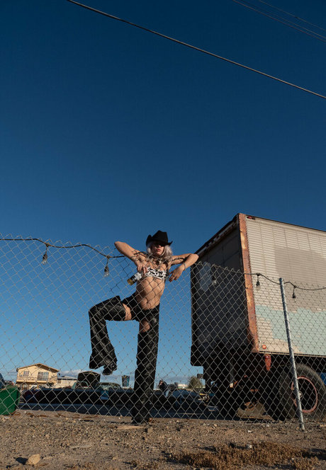 filthyfilmbyfaith free model pic