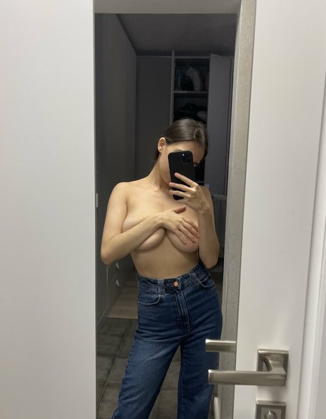 Kamilla Karieva nude pornstar gallery