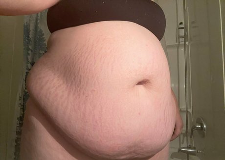 gluttonoussquid model free gallery