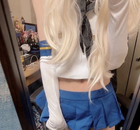 blonde midget onlyfans sexy img