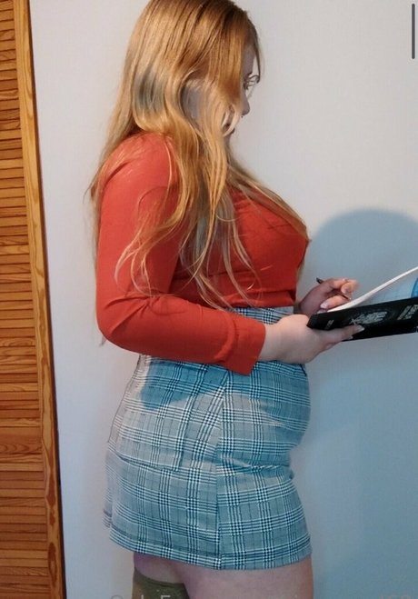 thiccangel69 art star pic