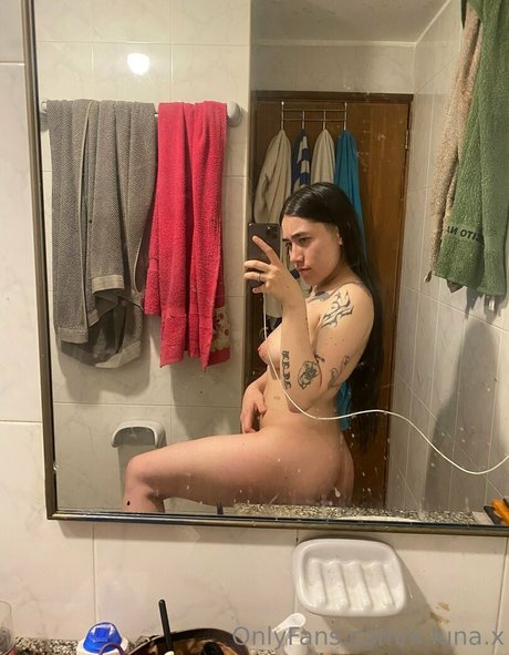 x luna x naked star img