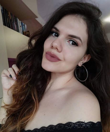 Eliza Stefanova model nude img