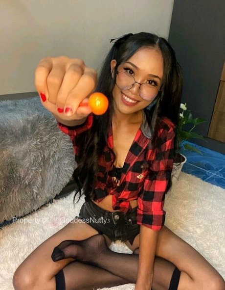 goddessnutty2 perfect star image