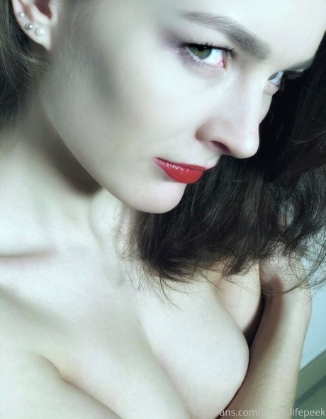janeyslifepeek model xxx archive