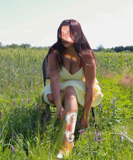 Nada C model nudes pictures