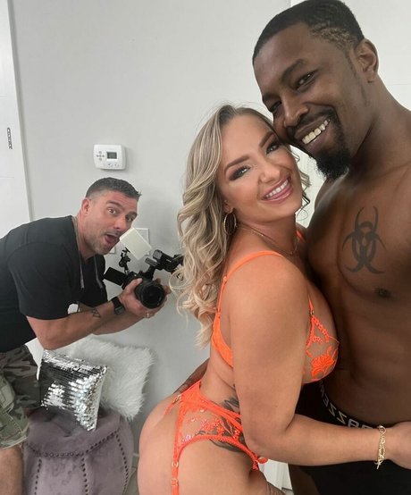 Cali Carter pornstar high quality galleries