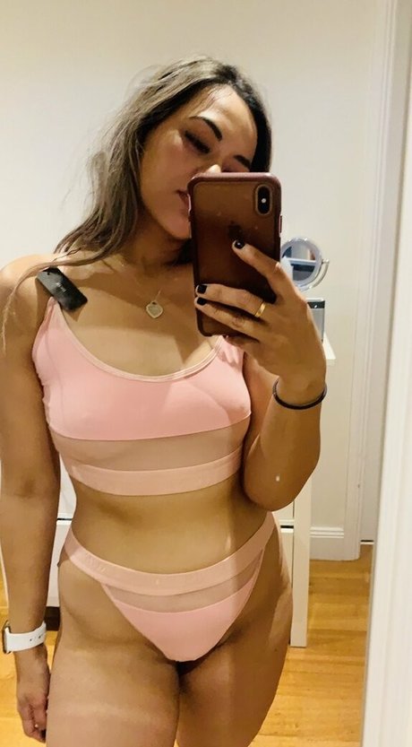 sexyscout hd actress photo