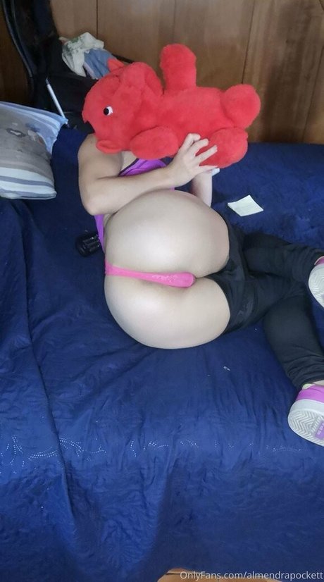 curvy cougar onlyfans hot naked pics
