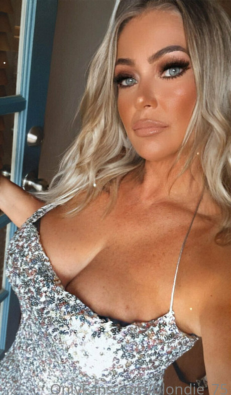 blondie 75 model pretty pics