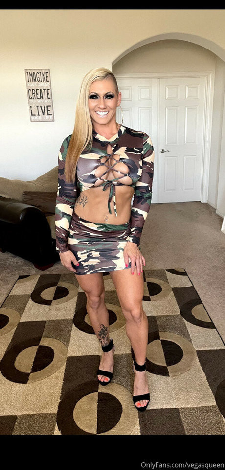 QueenKarma best star photo