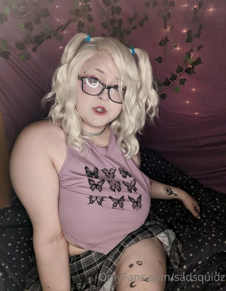 sadsquidz nude actress photo