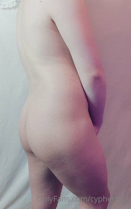 cypher cos model nude photo
