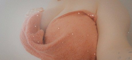 Soft kittn pornographic actress photos