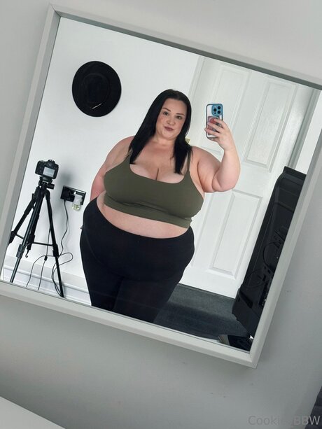 cookie bbw model hd img