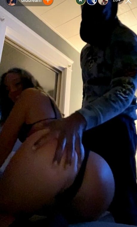 Blu Bludream exclusive pornstar pic