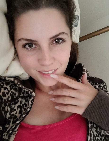 Trickyalice6 star hot gallery