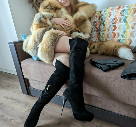 ottakoi nude model pics