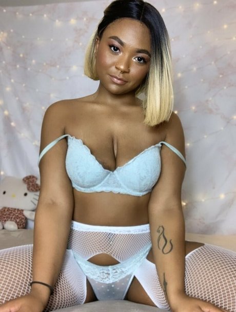 averyjane sexy star pic