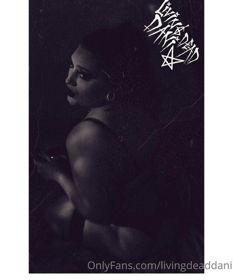 livingdeaddani porn model galleries