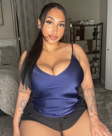 lips onlyfans hot pics