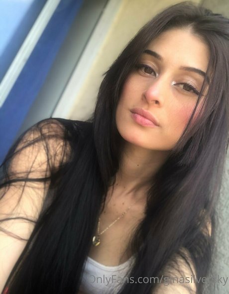 ginasilversky top profile image
