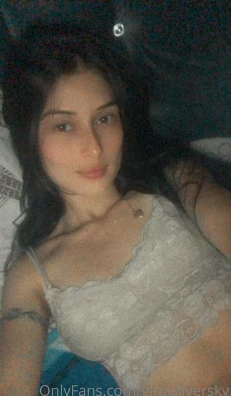 ginasilversky model adult pic