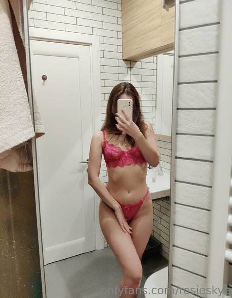 rosieskye pornstar adult pictures