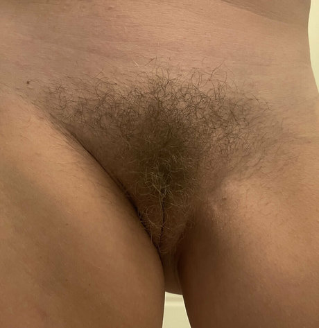 KSWifey nudes pornstar img