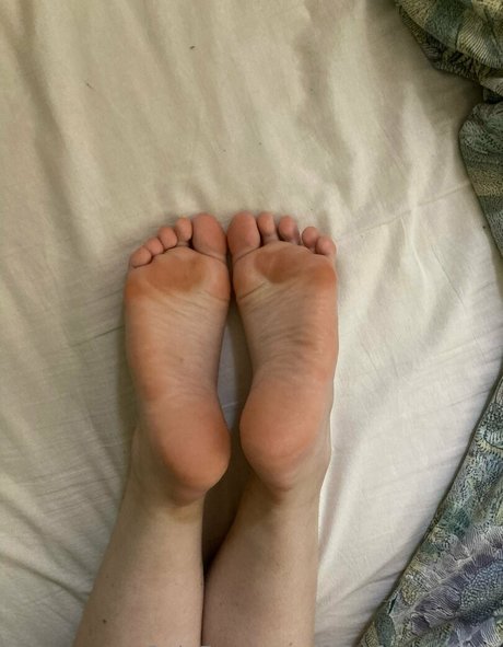 fairyfeetsisters sexy model photo