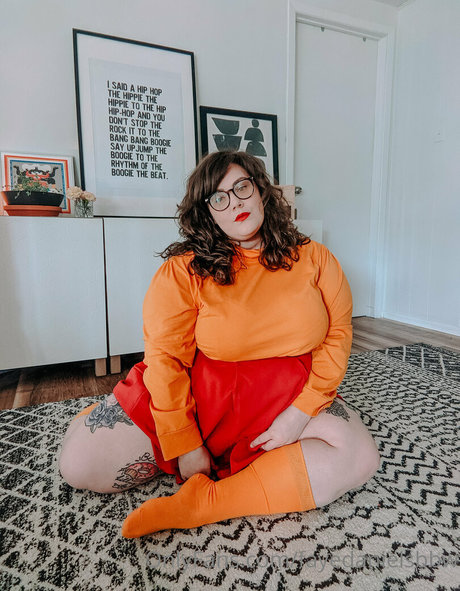 fayedanielsbbw star erotic pic