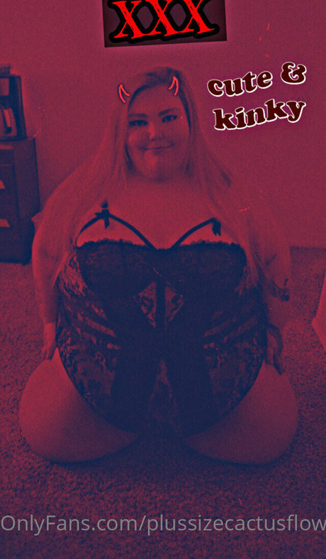 plussizecactusflower2 hot model pics