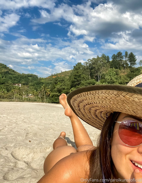 carolkunstvip nude star pic