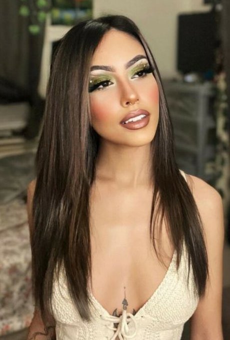 CC thedon sex model pictures