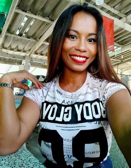 PaulaThai pornstar exclusive photos