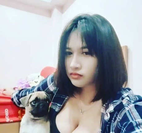 Warunee Thanyaphu star photo