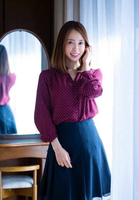 Yu Shinoda model adult galleries
