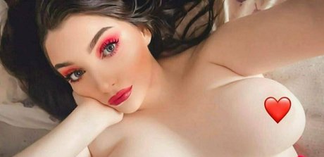 ravenchildfree star naked pic