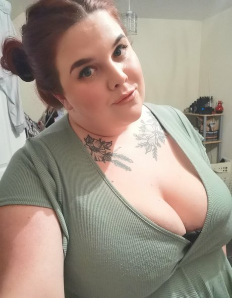 pregnantbbw model nude gallery