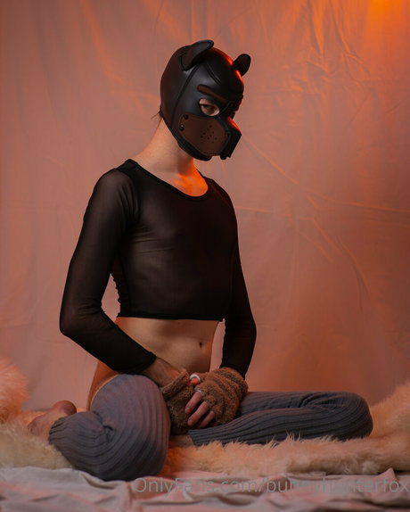 bunnyhunterfox sexy model picture