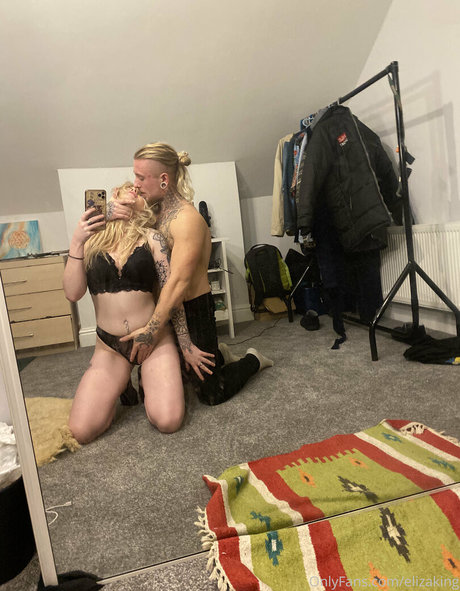elizaking star sexy img