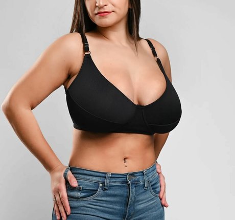 Agustina Guz star porn photos