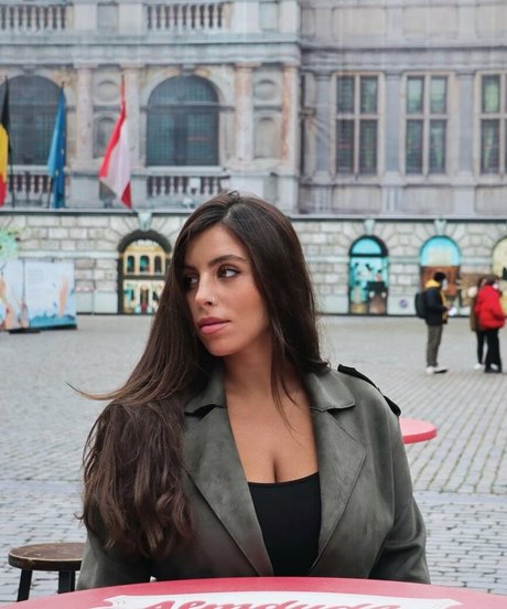 Tami Bar star beautiful img